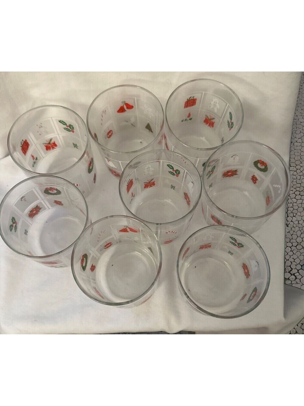 Set Of 8 Holiday Whiskey Glasses frosted Christmas Tree Retro Vtg Red Green - Picture 3 of 3